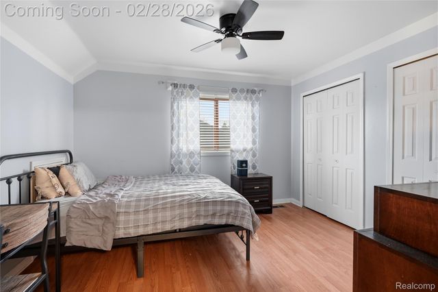 15743 Greenview, Fraser, MI 48026