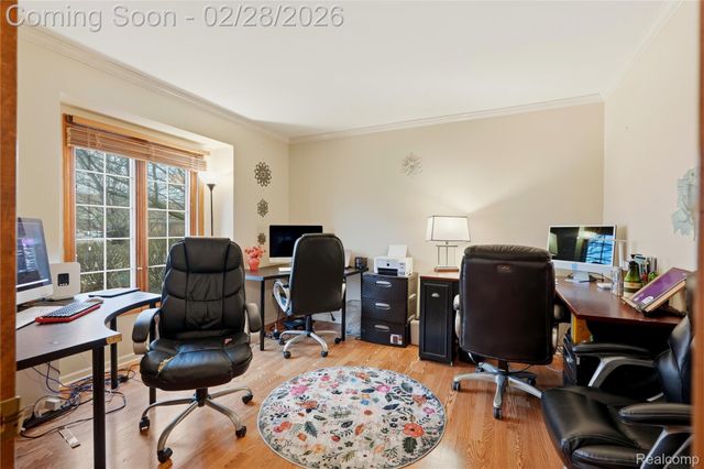 15743 Greenview, Fraser, MI 48026