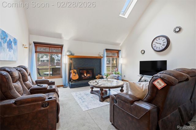 15743 Greenview, Fraser, MI 48026