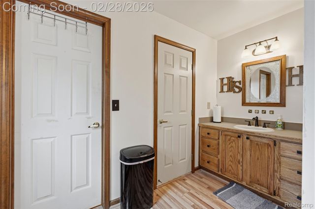 15743 Greenview, Fraser, MI 48026