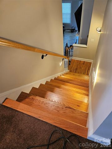 2026 Talbot Lane, Hickory, NC 28602