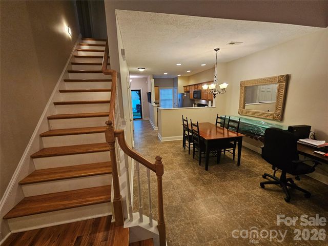 2026 Talbot Lane, Hickory, NC 28602