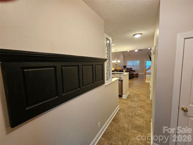 2026 Talbot Lane, Hickory, NC 28602