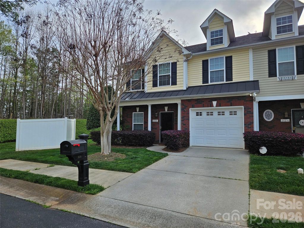 2026 Talbot Lane, Hickory, NC 28602