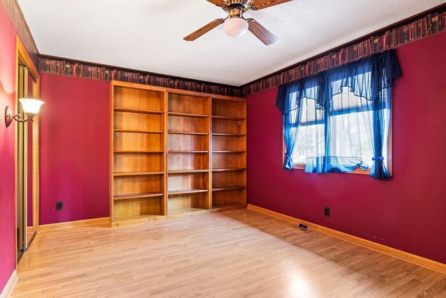 1 Whalsay Lane, Bella Vista, AR 72715