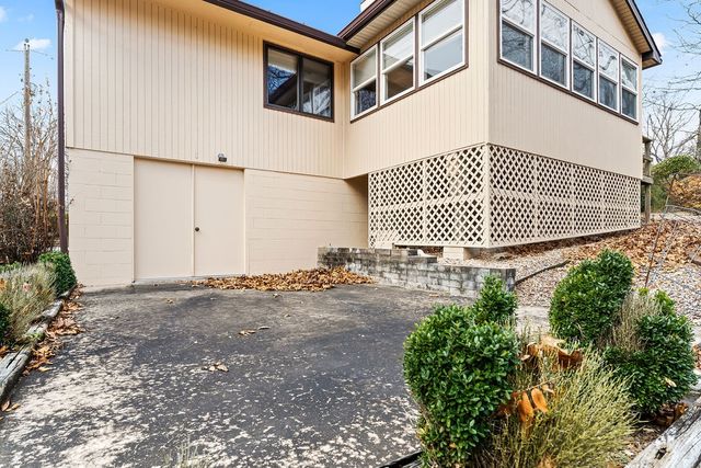 1 Whalsay Lane, Bella Vista, AR 72715