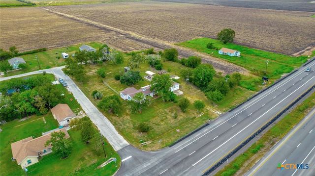 10610 State Highway 185, Victoria, TX 77905