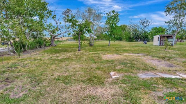 10610 State Highway 185, Victoria, TX 77905