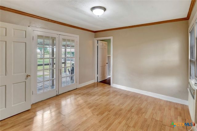 10610 State Highway 185, Victoria, TX 77905