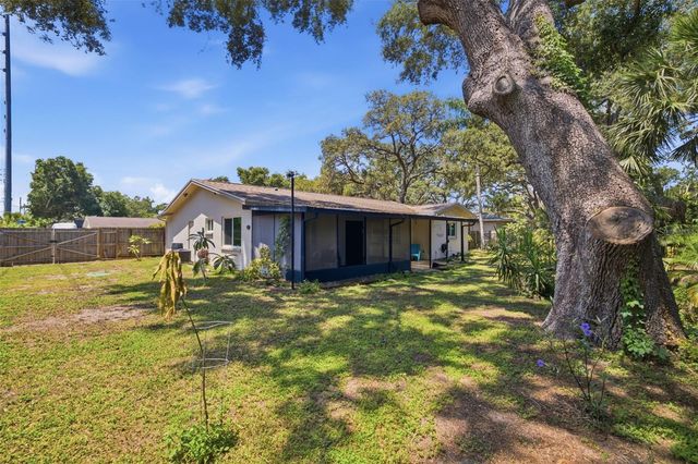 1282 PALM STREET, Clearwater, FL 33755