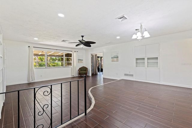 1282 PALM STREET, Clearwater, FL 33755
