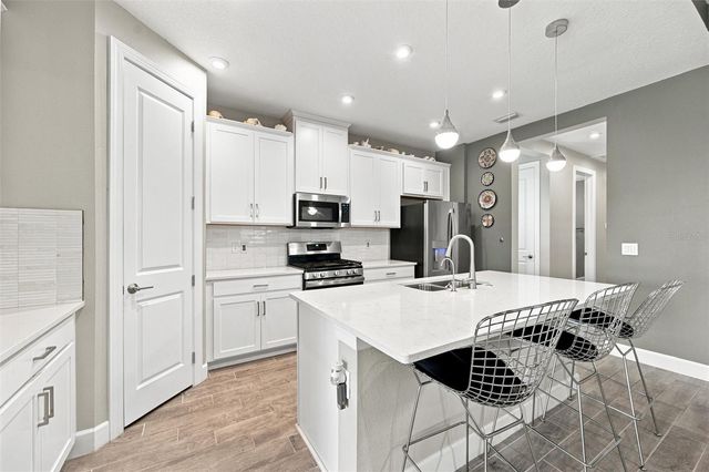 11115 DEVONBRIDGE DRIVE, Palmetto, FL 34221