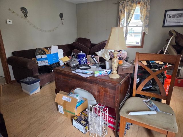 21 Bolton Street, Worcester, MA 01604