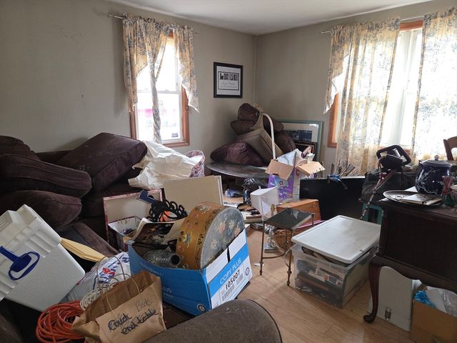 21 Bolton Street, Worcester, MA 01604