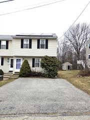 21 Bolton Street, Worcester, MA 01604