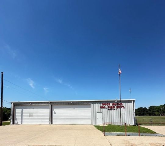 LT 1 24, Rock Island, TX 77470