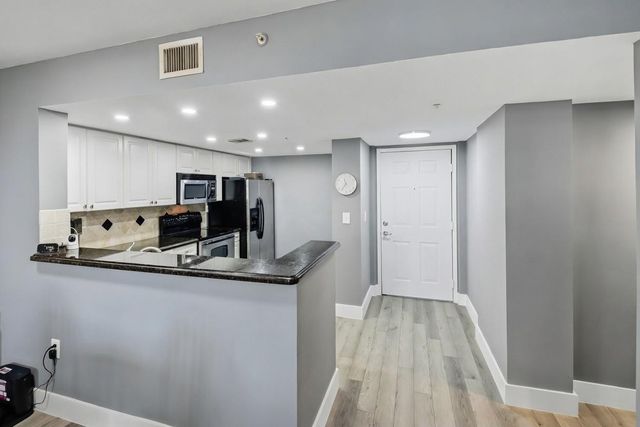 520 SE 5th Avenue 3208, Fort Lauderdale, FL 33301