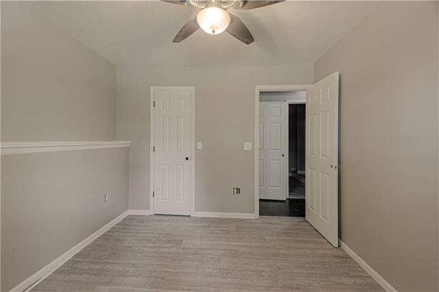 11101 NW 55th Street, Kansas City, MO 64152