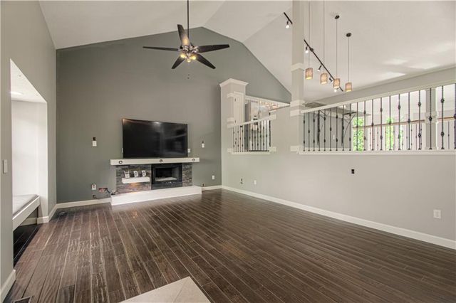 11101 NW 55th Street, Kansas City, MO 64152
