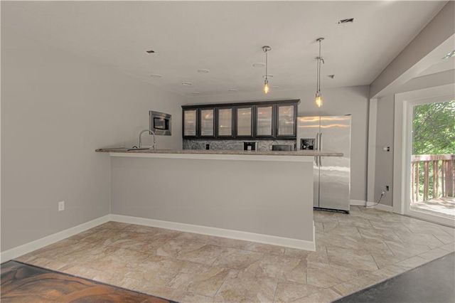 11101 NW 55th Street, Kansas City, MO 64152