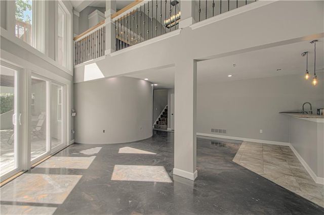11101 NW 55th Street, Kansas City, MO 64152