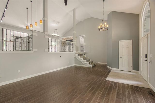 11101 NW 55th Street, Kansas City, MO 64152
