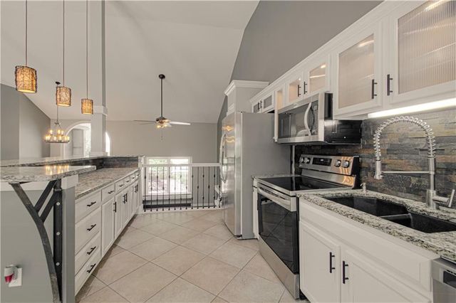 11101 NW 55th Street, Kansas City, MO 64152