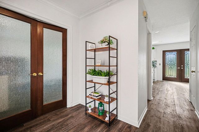 2101 Shadow Bay Circle, League City, TX 77573