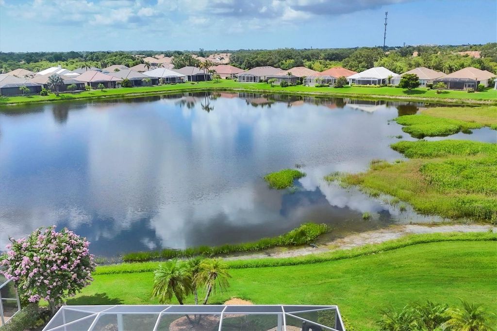 Image 18 of property listing at 1620 SAN SILVESTRO DRIVE, Venice, FL 34285