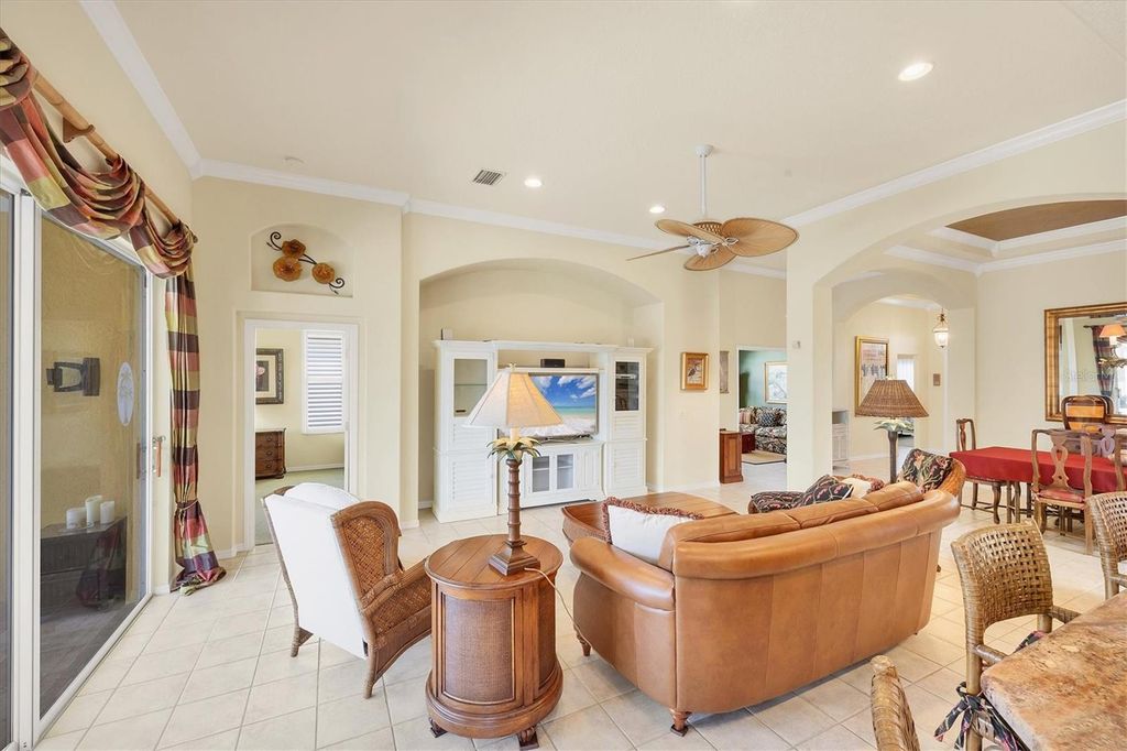 Image 34 of property listing at 1620 SAN SILVESTRO DRIVE, Venice, FL 34285