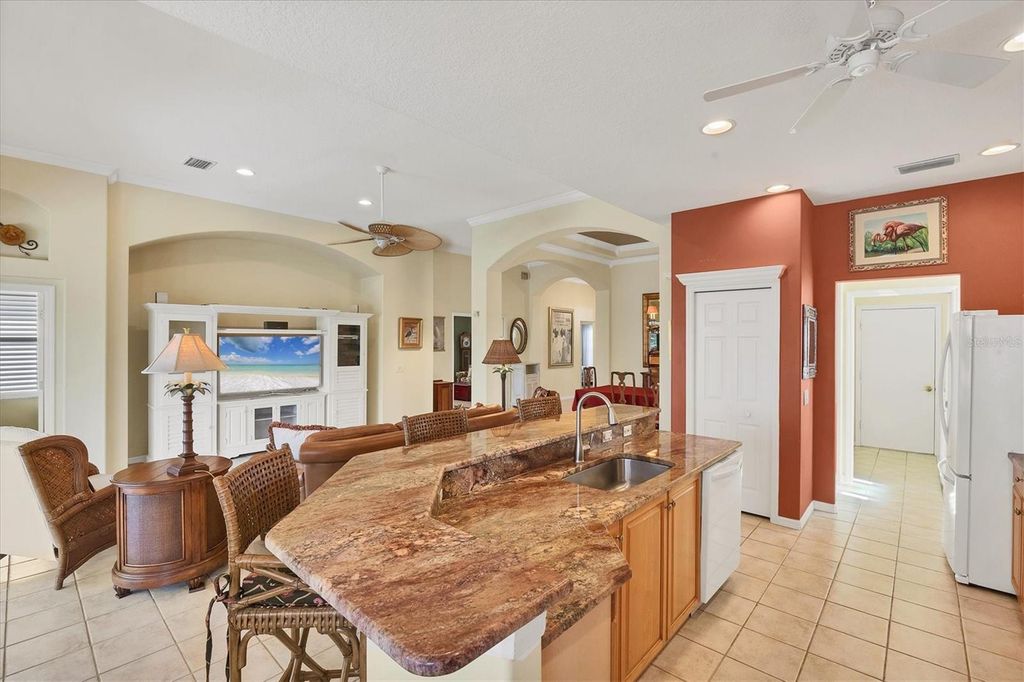 Image 37 of property listing at 1620 SAN SILVESTRO DRIVE, Venice, FL 34285