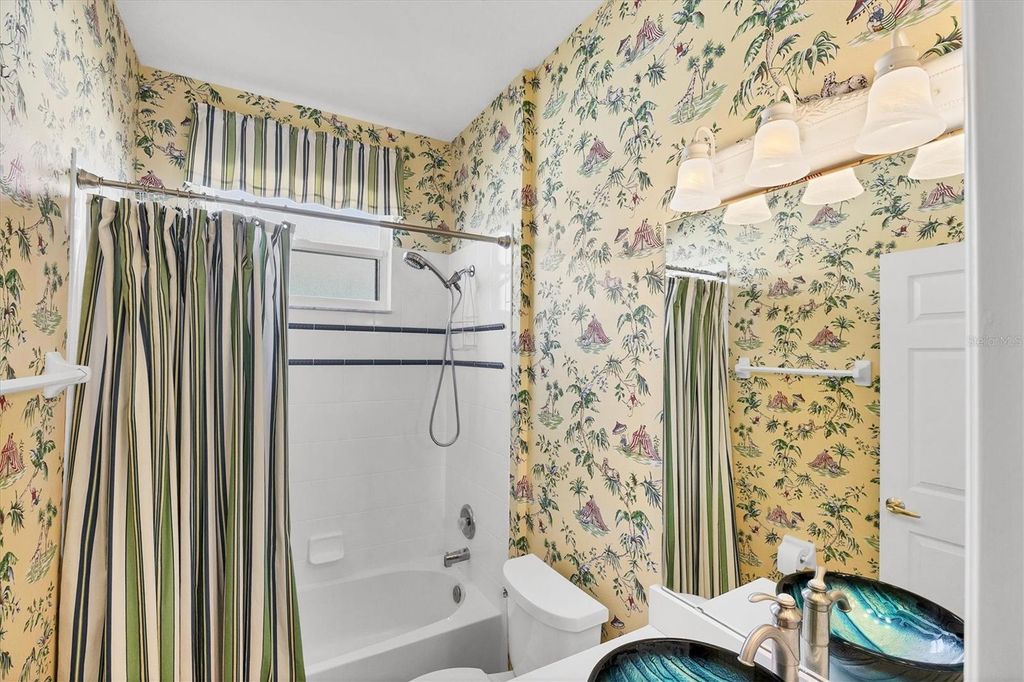 Image 58 of property listing at 1620 SAN SILVESTRO DRIVE, Venice, FL 34285