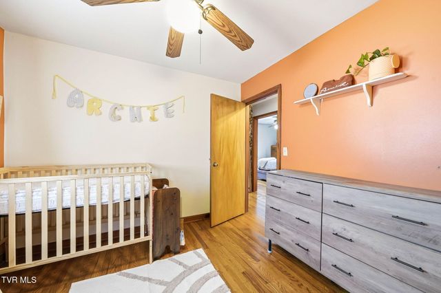 110 Taylortown Road, Johnson City, TN 37601