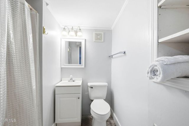 110 Taylortown Road, Johnson City, TN 37601