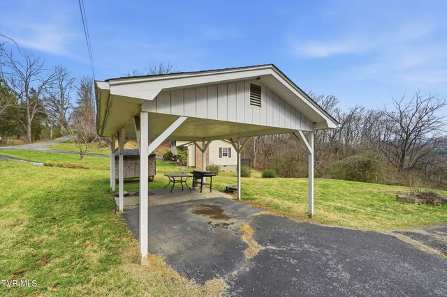 110 Taylortown Road, Johnson City, TN 37601
