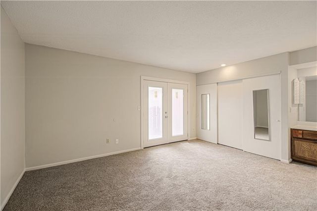 13917 Falkirk Circle, Grandview, MO 64030