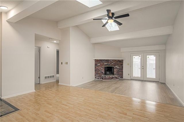 13917 Falkirk Circle, Grandview, MO 64030