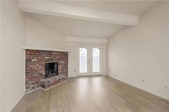 13917 Falkirk Circle, Grandview, MO 64030