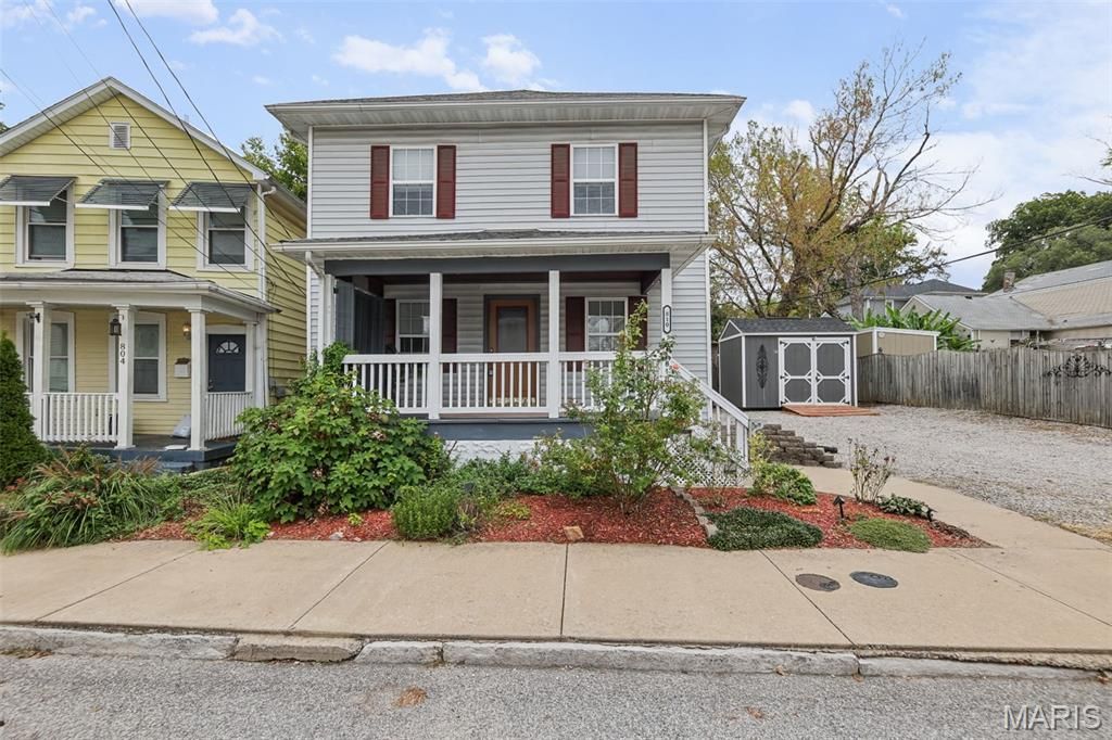 810 Liberty Street, Alton, IL 62002