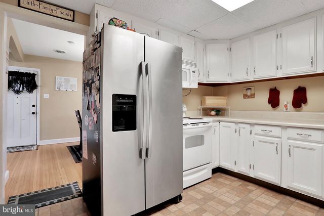 213 BELVIEW AVE, Hagerstown, MD 21742