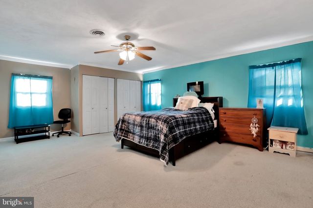 213 BELVIEW AVE, Hagerstown, MD 21742