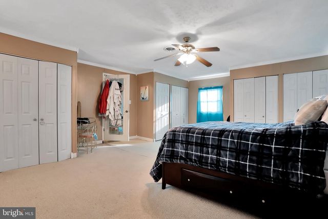 213 BELVIEW AVE, Hagerstown, MD 21742