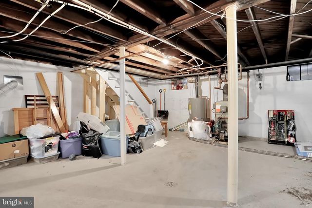 213 BELVIEW AVE, Hagerstown, MD 21742