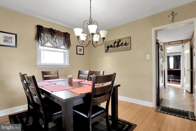 213 BELVIEW AVE, Hagerstown, MD 21742