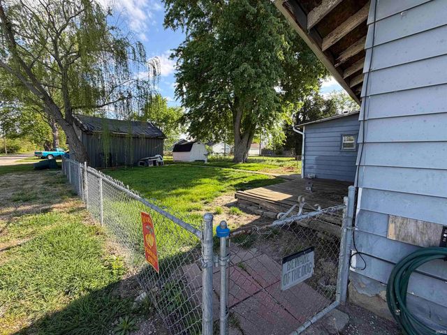 1822 W 7th Street, Muncie, IN 47302