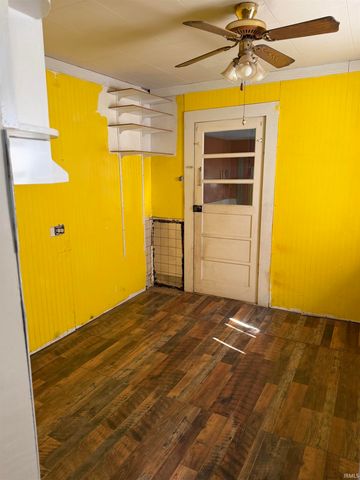 1822 W 7th Street, Muncie, IN 47302