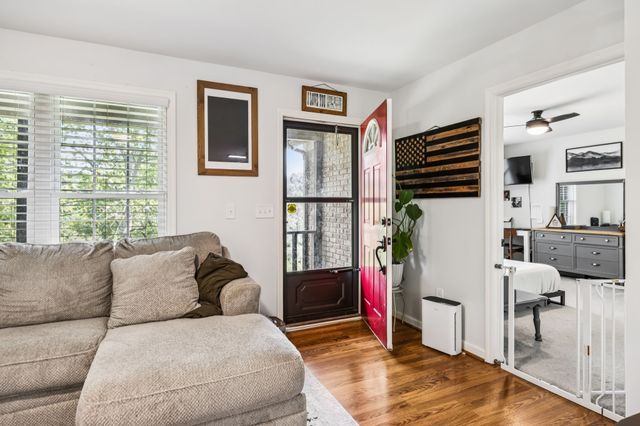 4951 Weakley Creek Rd, Lawrenceburg, TN 38464