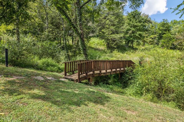 4951 Weakley Creek Rd, Lawrenceburg, TN 38464