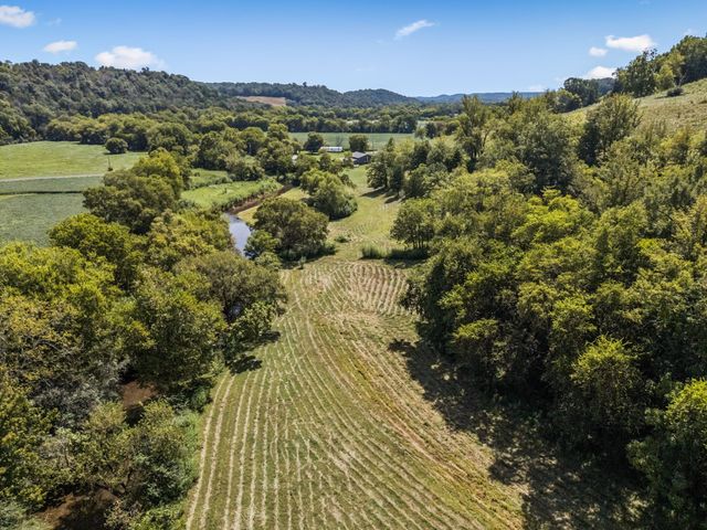 4951 Weakley Creek Rd, Lawrenceburg, TN 38464