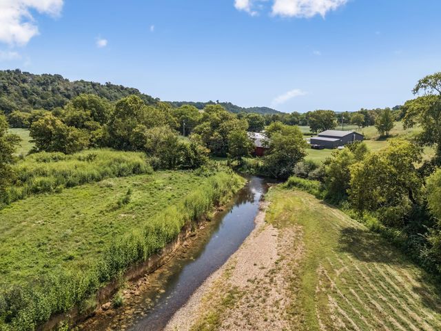 4951 Weakley Creek Rd, Lawrenceburg, TN 38464